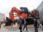 d190409-121218-055-100-bauma