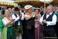 d140801-11030655-100-brunnenfest-viktualienmarkt