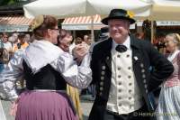 d190802-124731-300-100-brunnenfest-viktualienmarkt