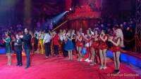 d191225-214808-320-100-circus_krone-hereinspaziert-manege_frei-premiere