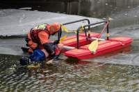 d180301-102641-900-100-eisrettungsuebung_berufsfeuerwehr