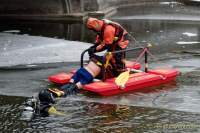 d180301-102809-300-100-eisrettungsuebung_berufsfeuerwehr