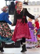 d180213-115026-000-r00-fasching_viktualienmarkt-tanz_der_marktweiber