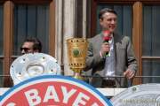 d190526-150842-250-100-fcb-double-feier