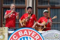 d190526-144208-810-100-fcb-double-feier