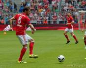 d160806-16284070-100-fcbday1