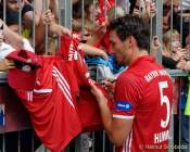 d160806-17101520-100-fcbday1