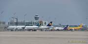 d190403-133359-400-100-flugzeuge_am_flughafen_muc