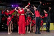 Fun Unlimited 2024 - Showtanzgruppe auf Charivari Bühne am Marienplatz