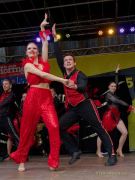 Fun Unlimited 2024 - Showtanzgruppe auf Charivari Bühne am Marienplatz