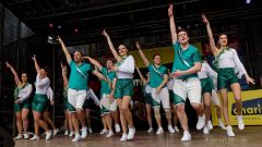 Fun Unlimited 2024 - Showtanzgruppe auf Charivari Bühne am Marienplatz