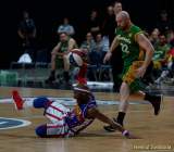 d150318-20064660-100-harlem_globetrotters