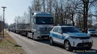 Bayerns Innenminister Joachim Herrmann startet Lkw-Konvoi mit EDV und Büroausstattung der Bayerischen Polizei