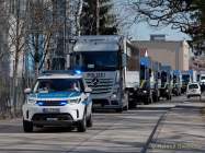 Bayerns Innenminister Joachim Herrmann startet Lkw-Konvoi mit EDV und Büroausstattung der Bayerischen Polizei