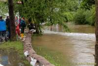 d160609-15581065-100-polling-hochwasser