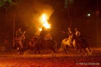 Carmina Burana Cavallo auf Schloss Kaltenberg 2022 - Sound von Quadro Nuevo zusammen mit der Philharmonie Salzburg unter der Leitung von Elisabeth Fuchs sowie dem Mendelssohn Vocalensemble.