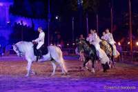 Carmina Burana Cavallo auf Schloss Kaltenberg 2022 - Sound von Quadro Nuevo zusammen mit der Philharmonie Salzburg unter der Leitung von Elisabeth Fuchs sowie dem Mendelssohn Vocalensemble.