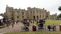 d170716-123812-500-100-warwick_castle