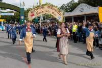 d180922-113014-000-100-wiesn_einzug_wiesnwirte