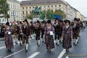 d180923-104733-500-100-wiesn_trachtenumzug