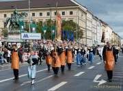 d180923-105734-300-100-wiesn_trachtenumzug