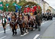 d180923-111146-700-100-wiesn_trachtenumzug