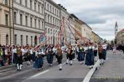 d180923-111538-160-100-wiesn_trachtenumzug