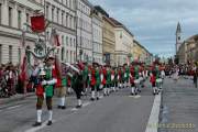 d180923-112426-200-100-wiesn_trachtenumzug