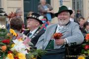 d180923-113501-500-100-wiesn_trachtenumzug