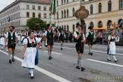 d180923-115242-800-100-wiesn_trachtenumzug