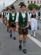 d180923-115253-500-100-wiesn_trachtenumzug