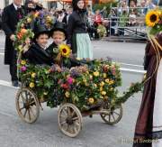 d180923-115940-300-100-wiesn_trachtenumzug