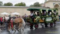 d180923-094853-900-100-wiesn_trachtenumzug