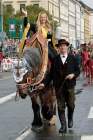 d180923-103324-800-100-wiesn_trachtenumzug