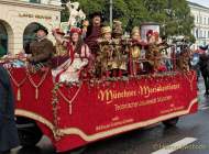 d180923-103411-100-100-wiesn_trachtenumzug