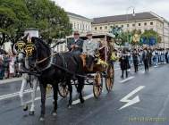 d180923-104052-400-100-wiesn_trachtenumzug