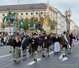 d180923-105836-100-100-wiesn_trachtenumzug