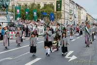 d180923-105939-200-100-wiesn_trachtenumzug