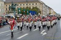 d180923-110411-800-100-wiesn_trachtenumzug