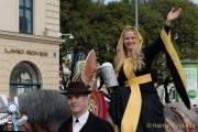 d190922-103302-000-100-wiesn_trachtenumzug