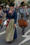 d190922-105552-600-100-wiesn_trachtenumzug