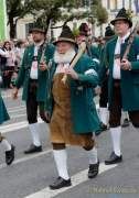 d190922-105703-300-100-wiesn_trachtenumzug