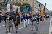 d190922-105731-200-100-wiesn_trachtenumzug