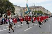 d190922-110703-700-100-wiesn_trachtenumzug