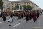 d190922-111319-800-100-wiesn_trachtenumzug