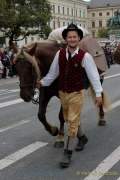 d190922-111520-800-100-wiesn_trachtenumzug