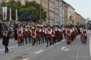 d190922-112340-400-100-wiesn_trachtenumzug