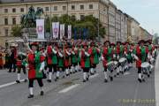 d190922-112958-200-100-wiesn_trachtenumzug