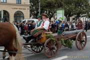 d190922-113120-700-100-wiesn_trachtenumzug