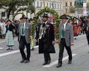 d190922-115004-500-100-wiesn_trachtenumzug